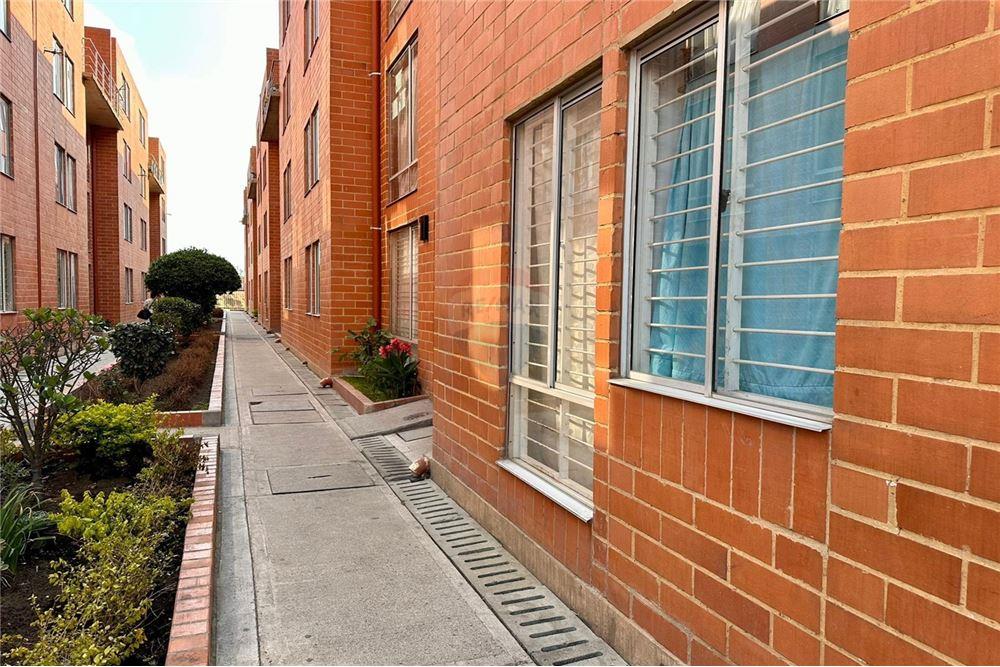 Apartment in Madrid Cundinamarca - Apartamento en Madrid, Cuninamarca